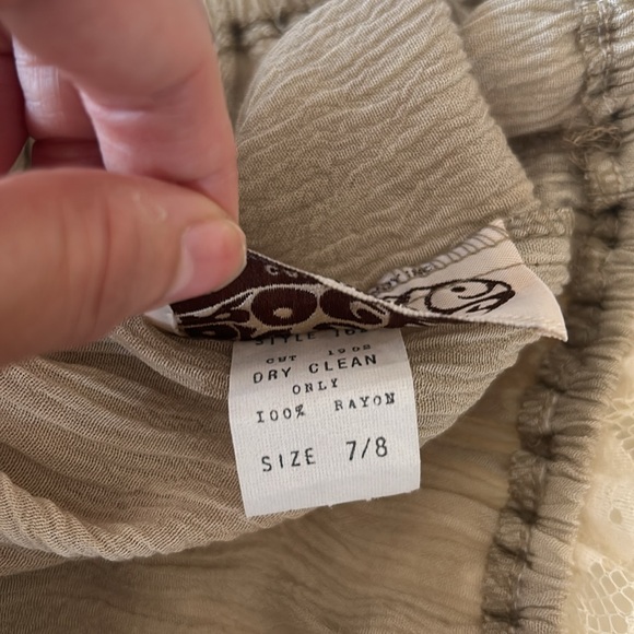 On the Rocks Blouse - Picture 11 of 11